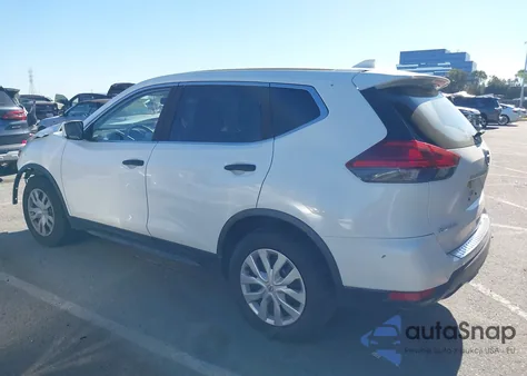 2017 Nissan Rogue S z USA, uszkodzony, nr VIN JN8AT2MT8HW136224